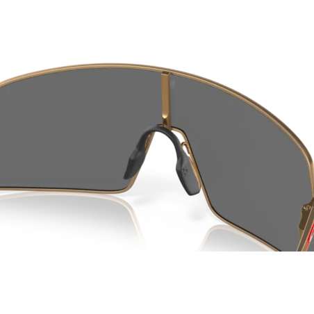 Oakley Sutro TI Matte Gold Patrick Mahomes II Collection