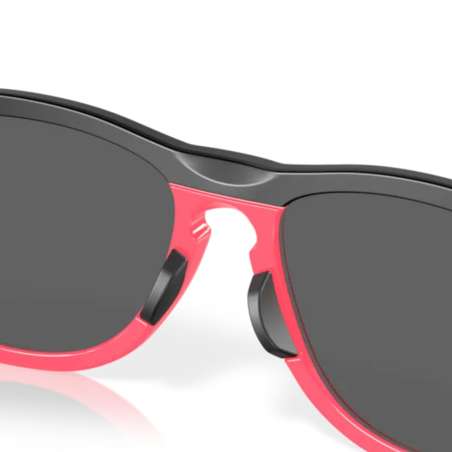 Oakley Frogskins Hybrid Matte Black / Neon Pink