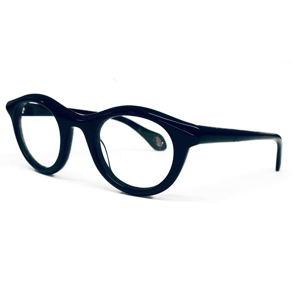 Theo Eyewear Mille+02 001