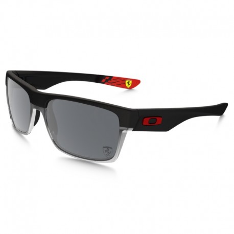 oakley scuderia ferrari